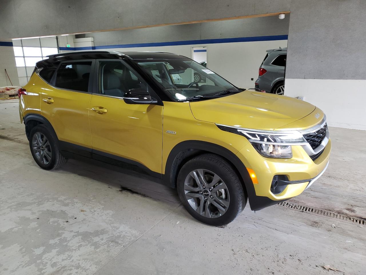 2022 Kia Seltos S - Image 4