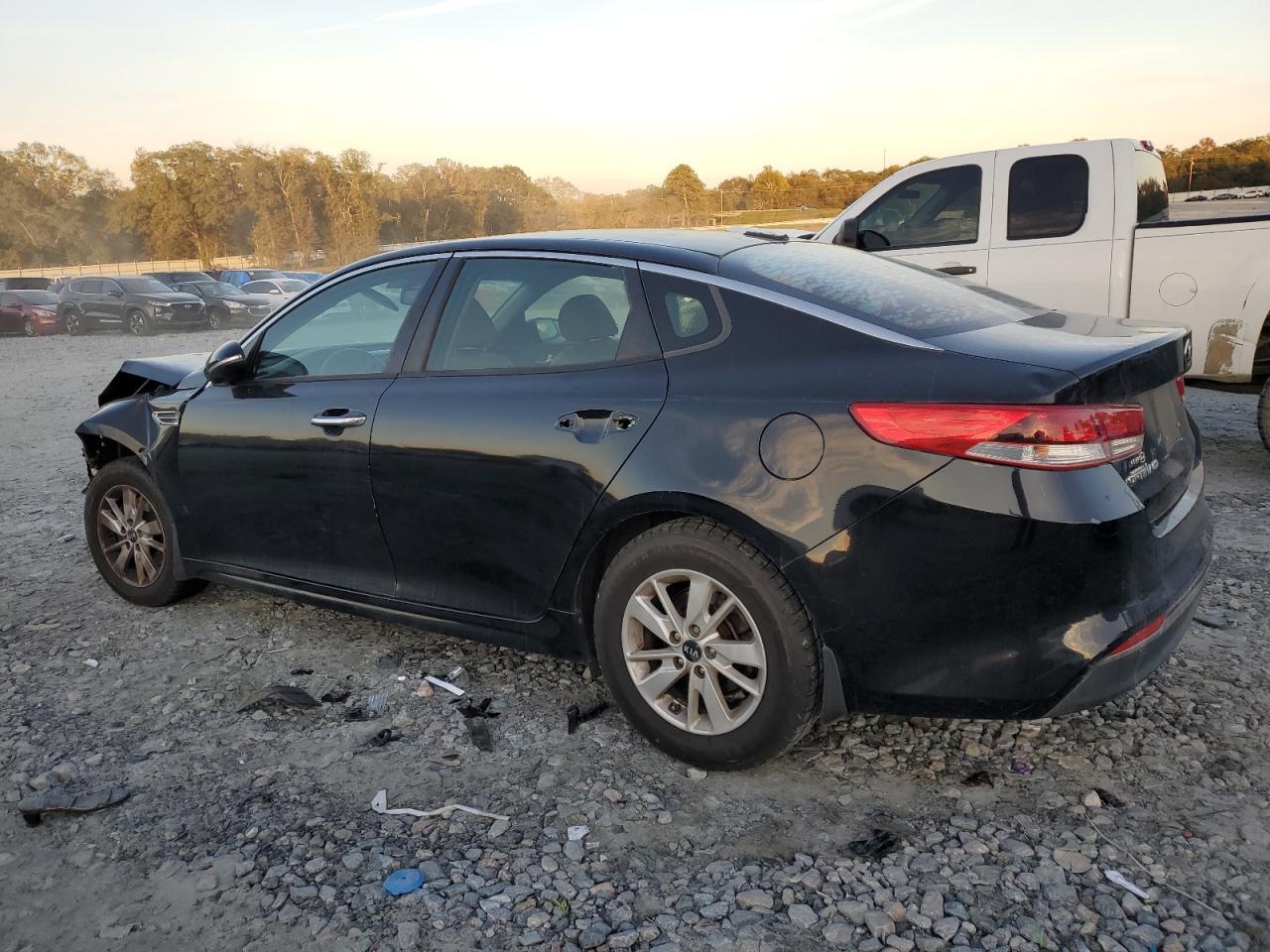2016 Kia Optima Lx - Фото 2