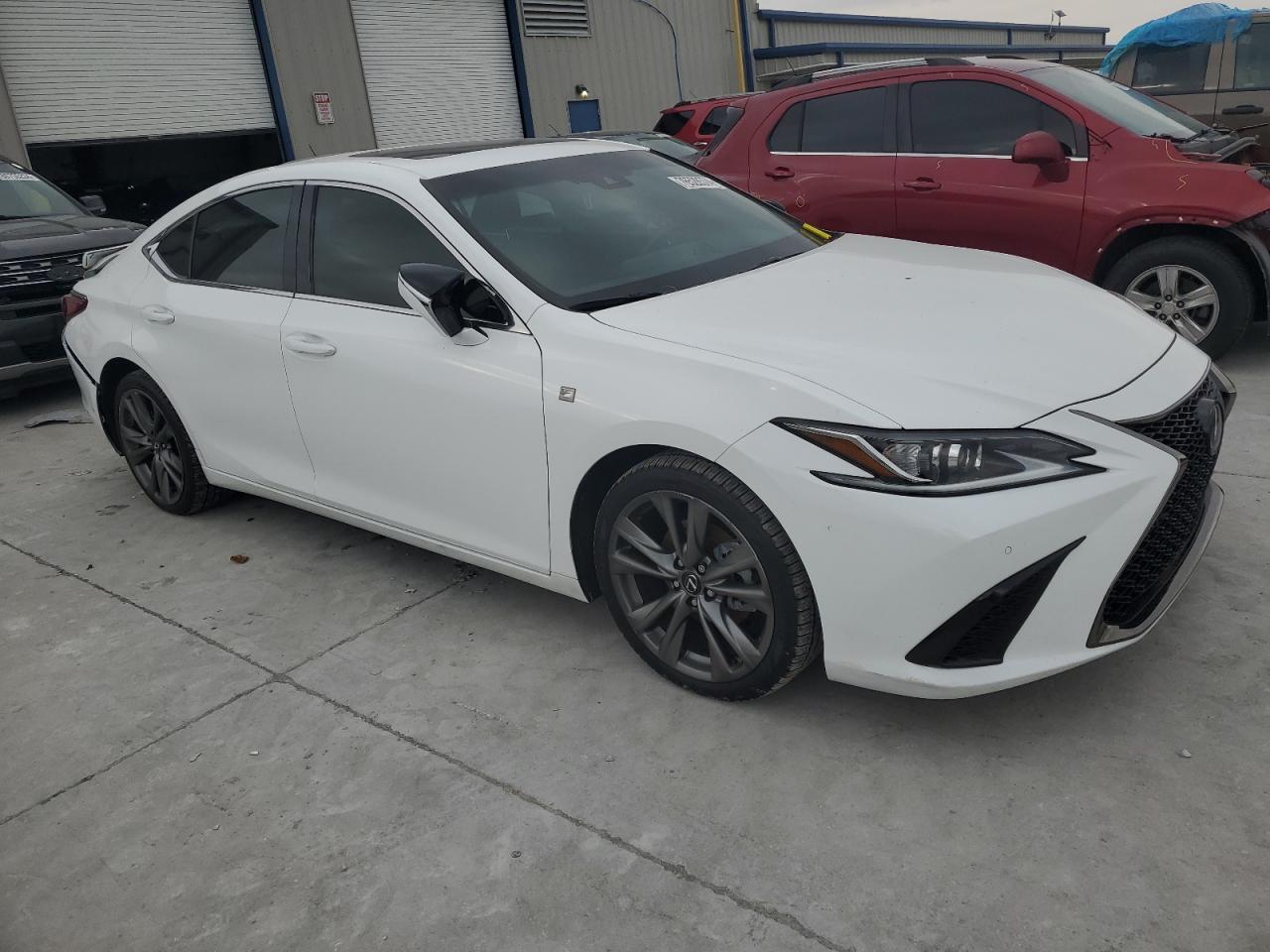 2019 Lexs Es 350 - Фото 4