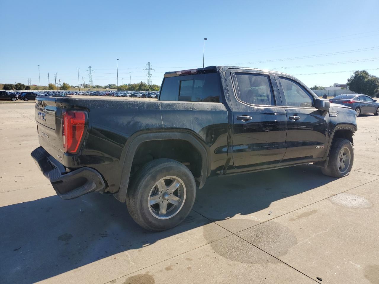 2023 GMC Sierra K1500 At4 - Фото 3