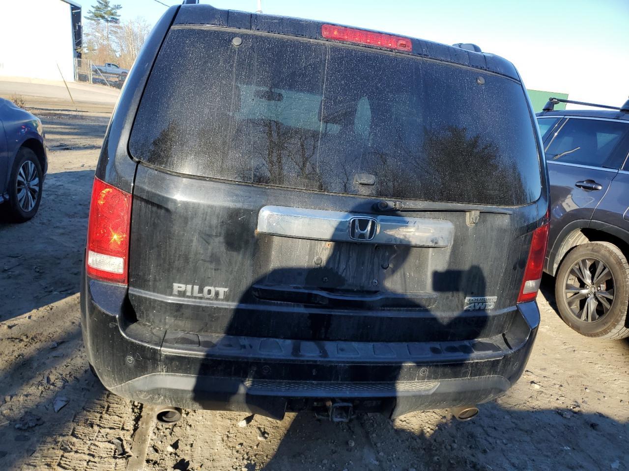 2014 Honda Pilot Touring - Image 6