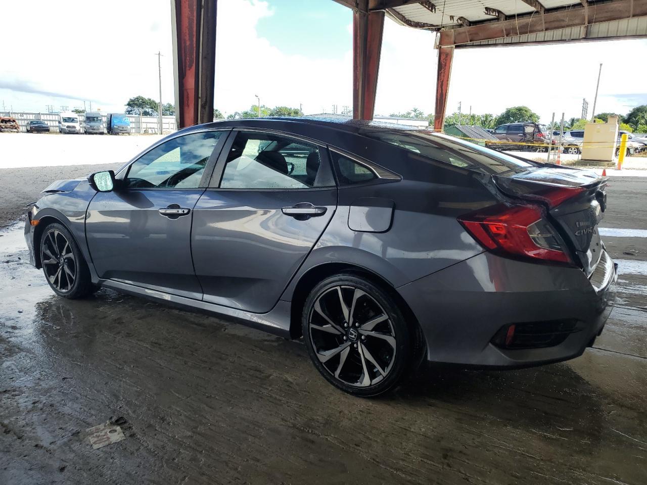 2020 Honda Civic Sport - Фото 2