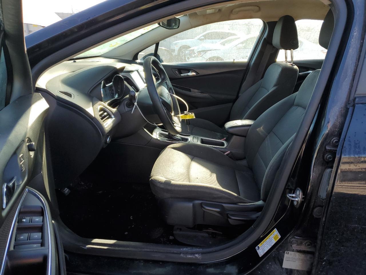 2017 Chevrolet Cruze Ls - Фото 7