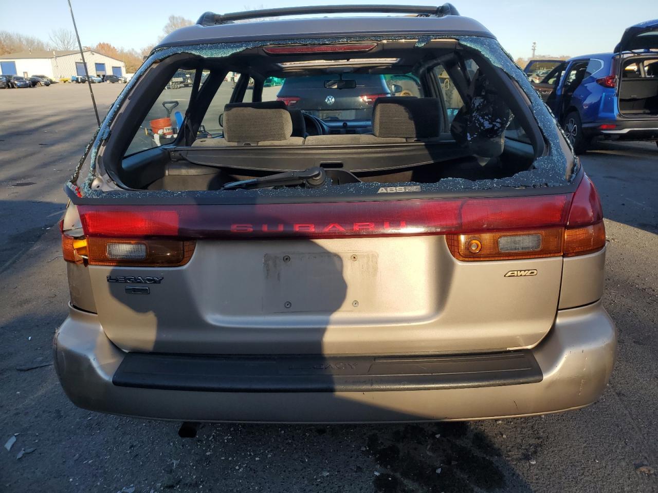 1999 Subaru Legacy L - Image 6
