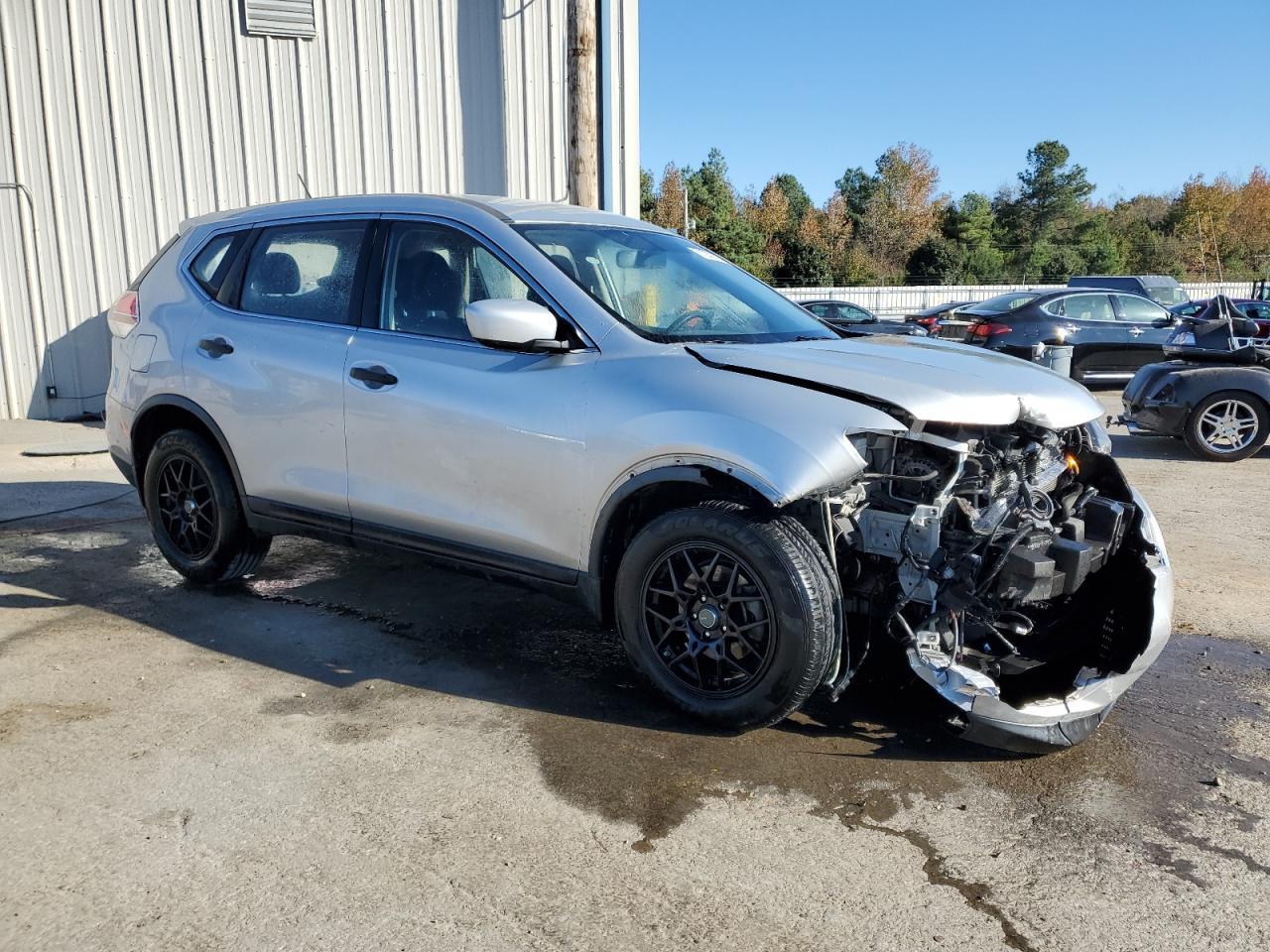 2016 Nissan Rogue S - Фото 4