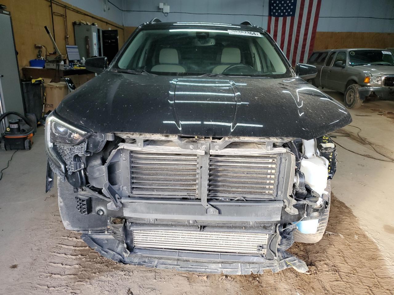 2020 GMC Terrain Sle - Image 5