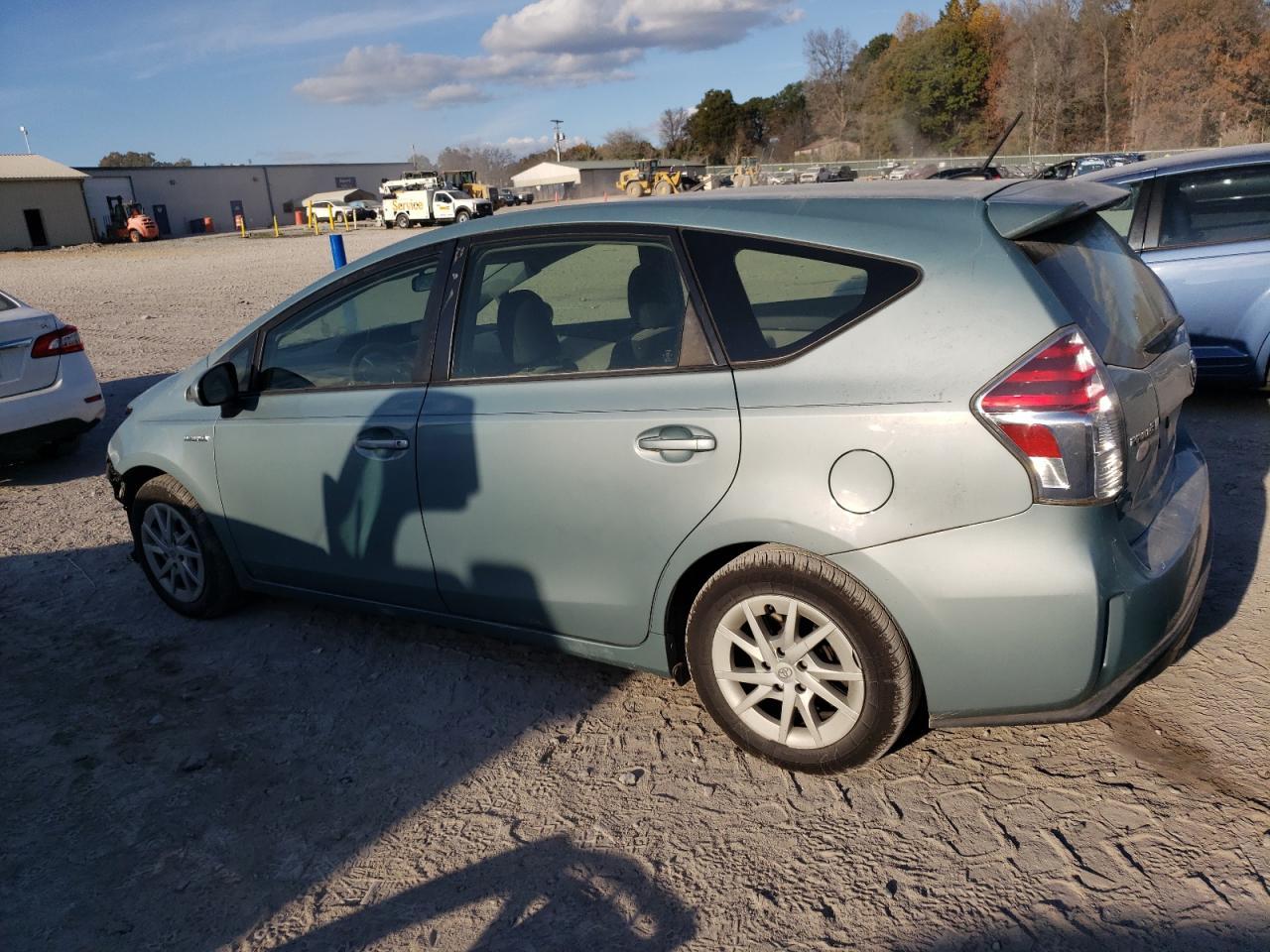 2015 Toyota Prius V - Фото 2