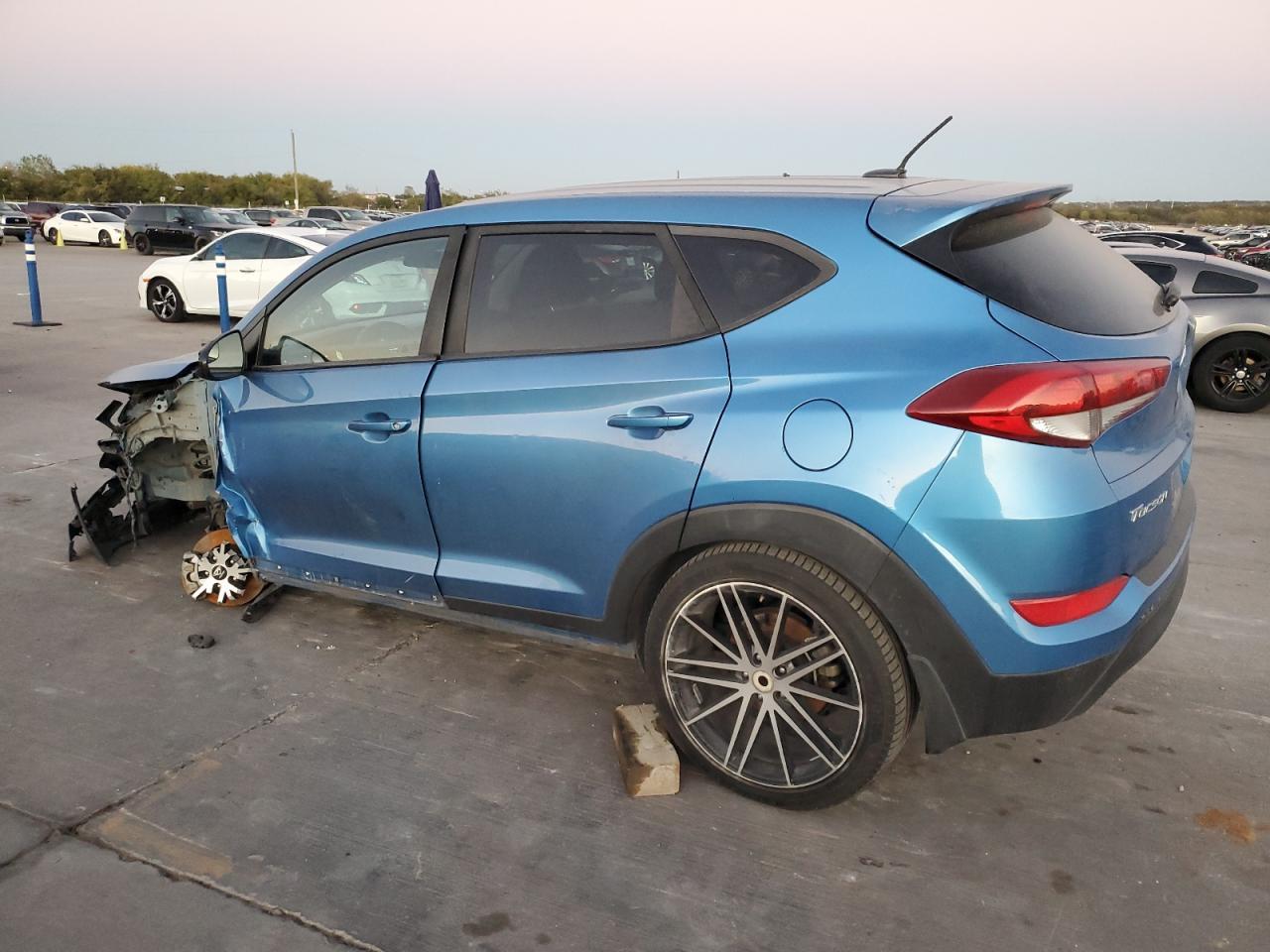 2016 Hyundai Tucson Se - Фото 2