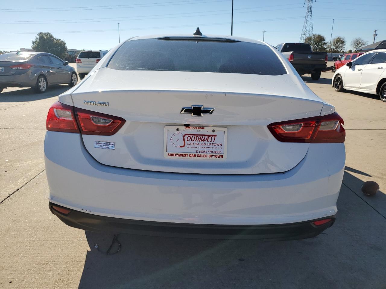 2022 Chevrolet Malibu Ls - Фото 6
