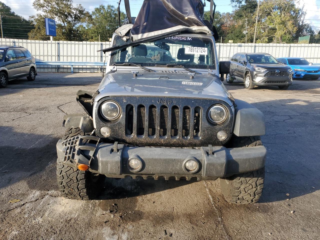 2016 Jeep Wrangler Sport - Фото 5