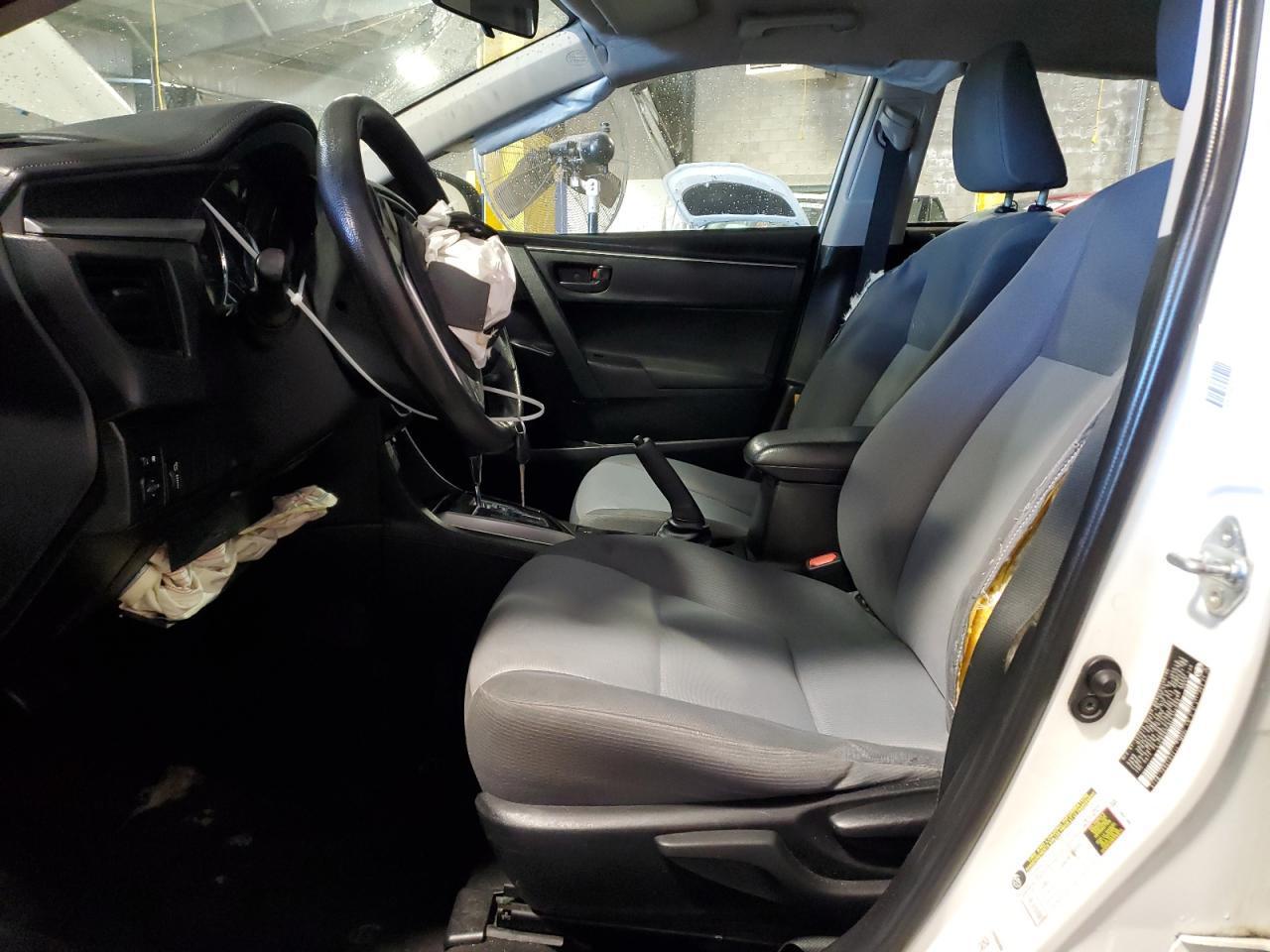 2014 Toyota Corolla L - Фото 7