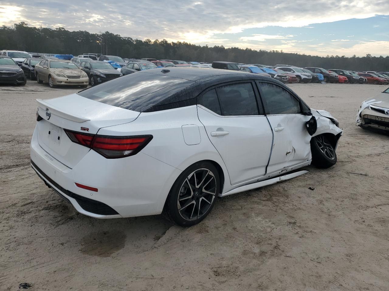 2024 Nissan Sentra Sr - Фото 3