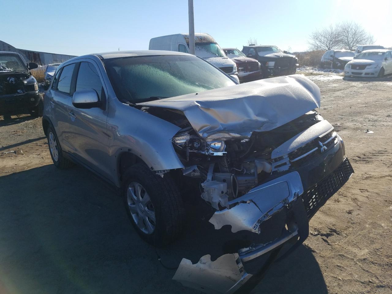 2019 Mitsubishi Rvr Se - Фото 4