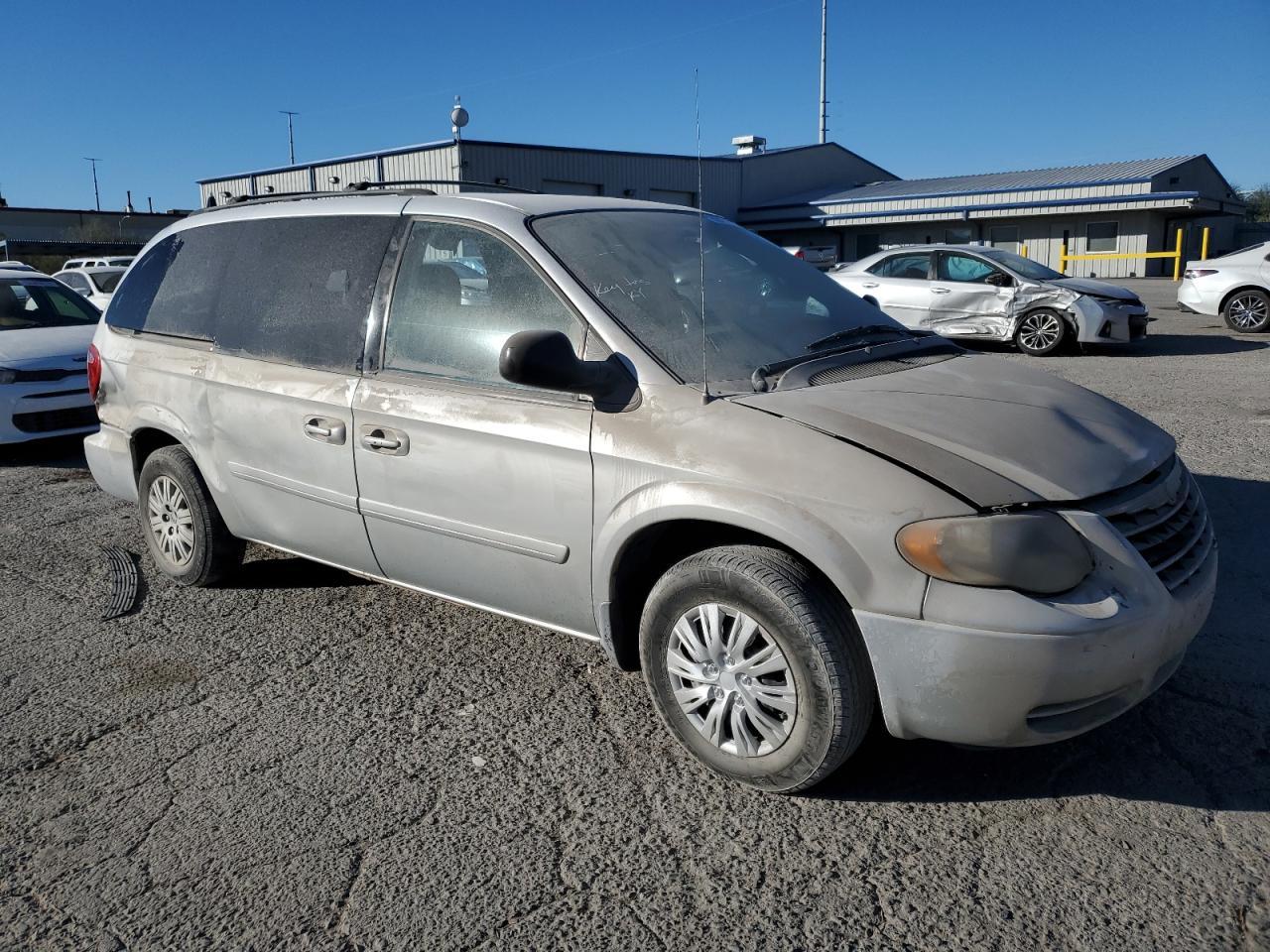 2007 Chrysler Town & Country Lx - Фото 4