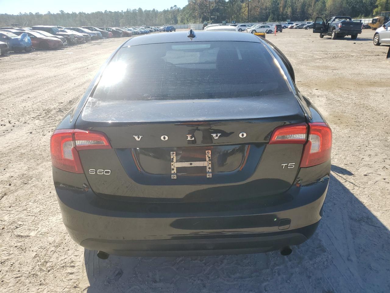 2012 Volvo S60 T5 - Image 6