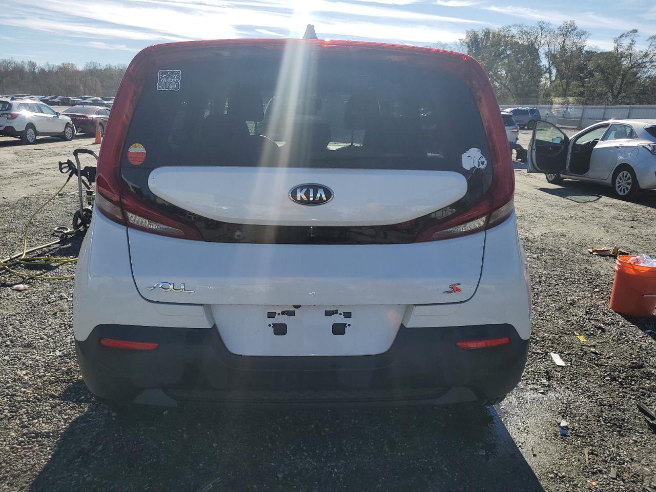 2020 Kia Soul Lx - Image 6