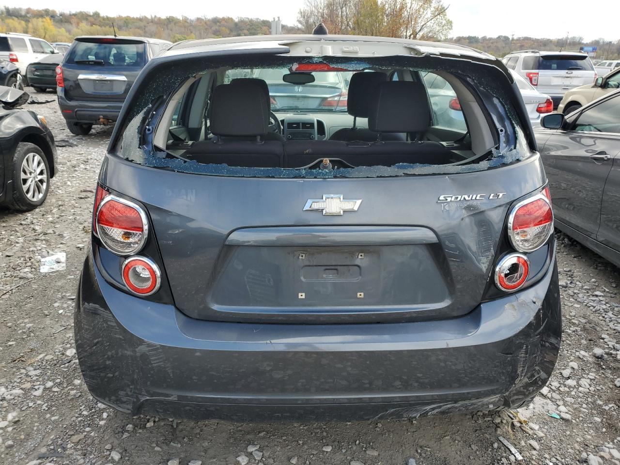 2012 Chevrolet Sonic Lt - Фото 6