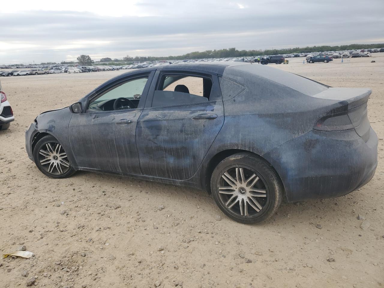 2015 Dodge Dart Se - Image 2