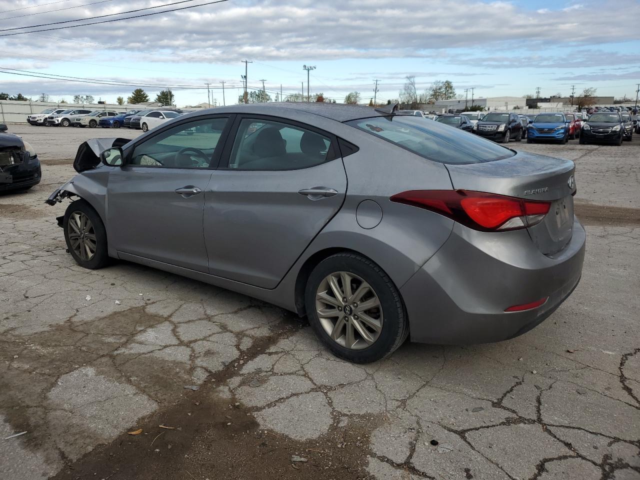 2014 Hyundai Elantra Se - Фото 2