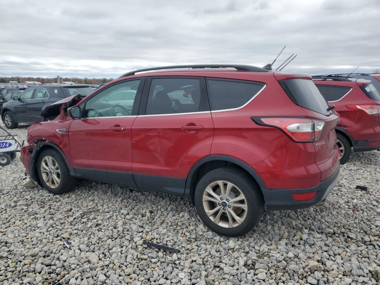 2018 Ford Escape Se - Фото 2
