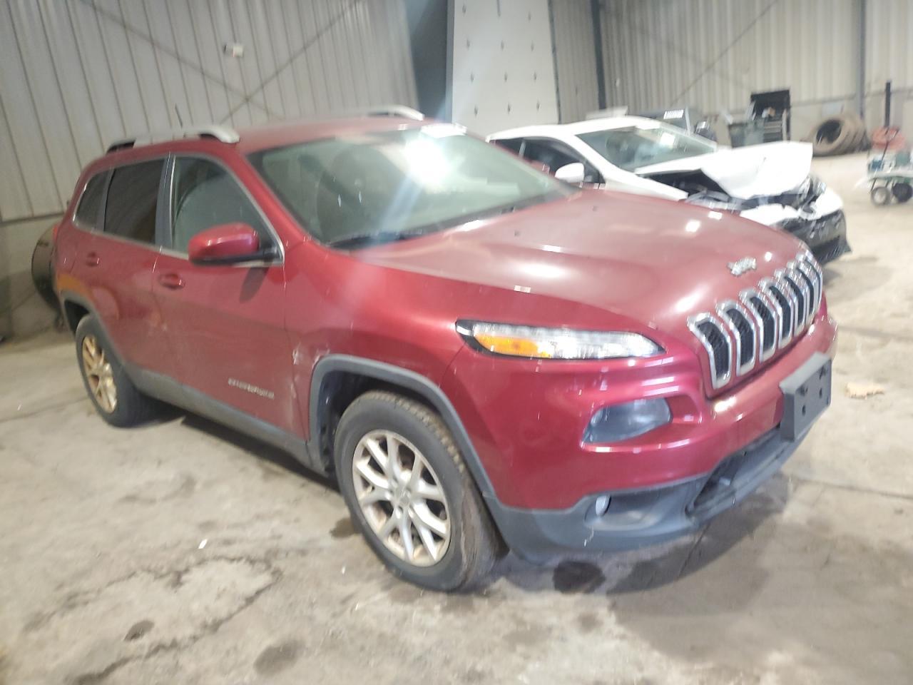 2016 Jeep Cherokee Latitude - Фото 4