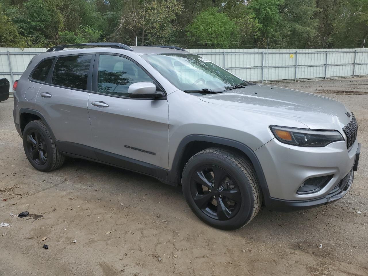 2019 Jeep Cherokee Latitude Plus - Фото 4