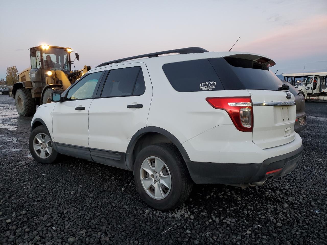 2013 Ford Explorer - Фото 2