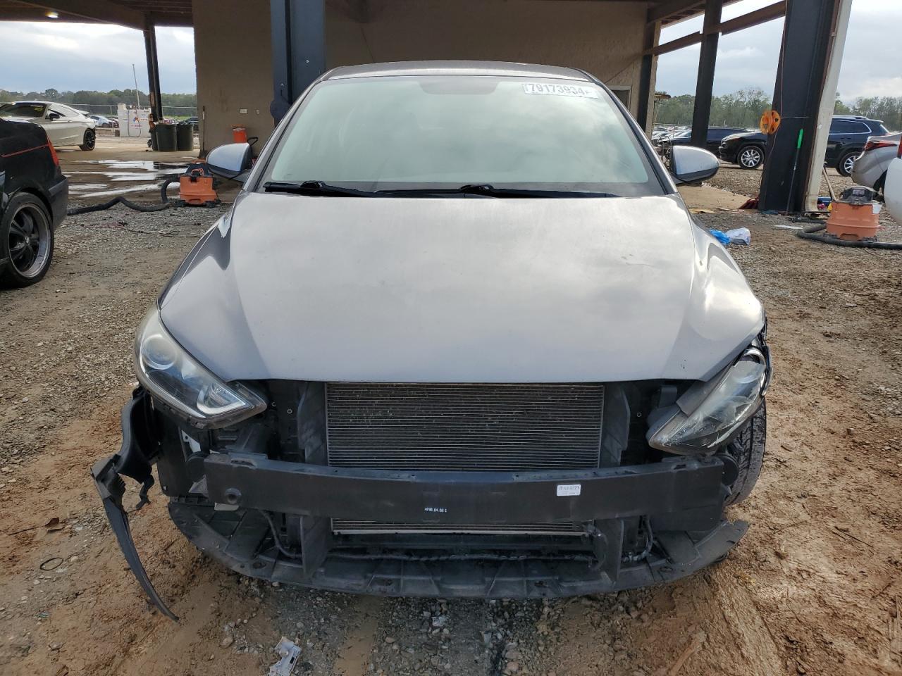 2017 Hyundai Elantra Se - Фото 5
