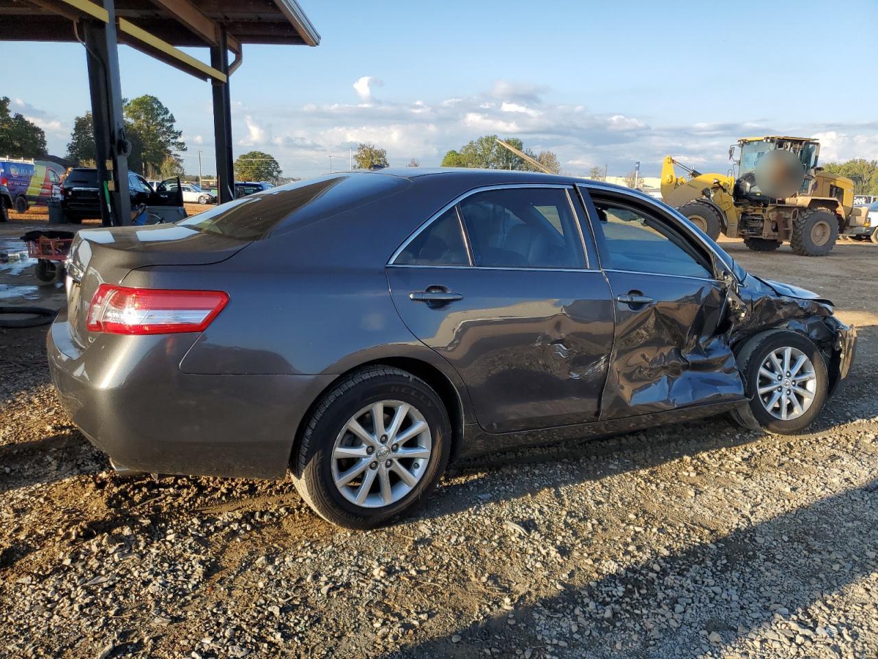 2011 Toyota Camry Base - Фото 3