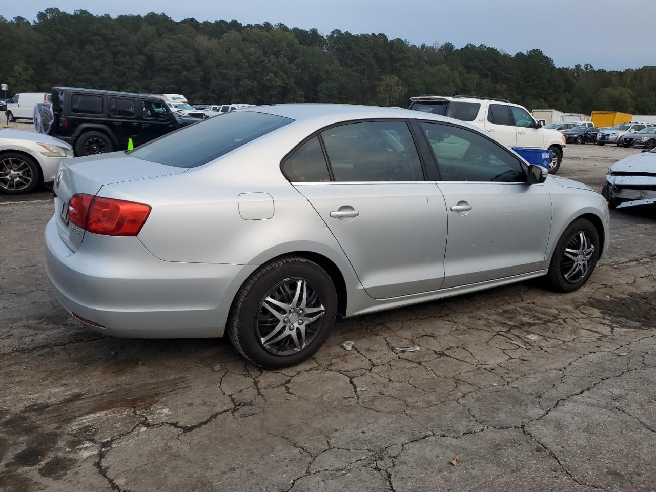 2013 Volkswagen Jetta Se - Image 3