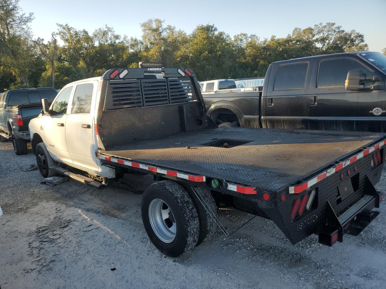 2022 Ram 3500 - Фото 2