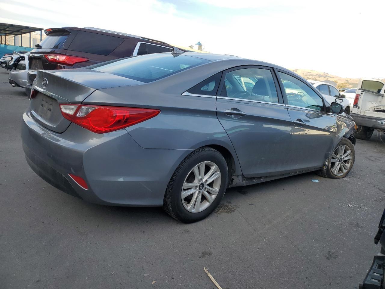 2014 Hyundai Sonata Gls - Фото 3