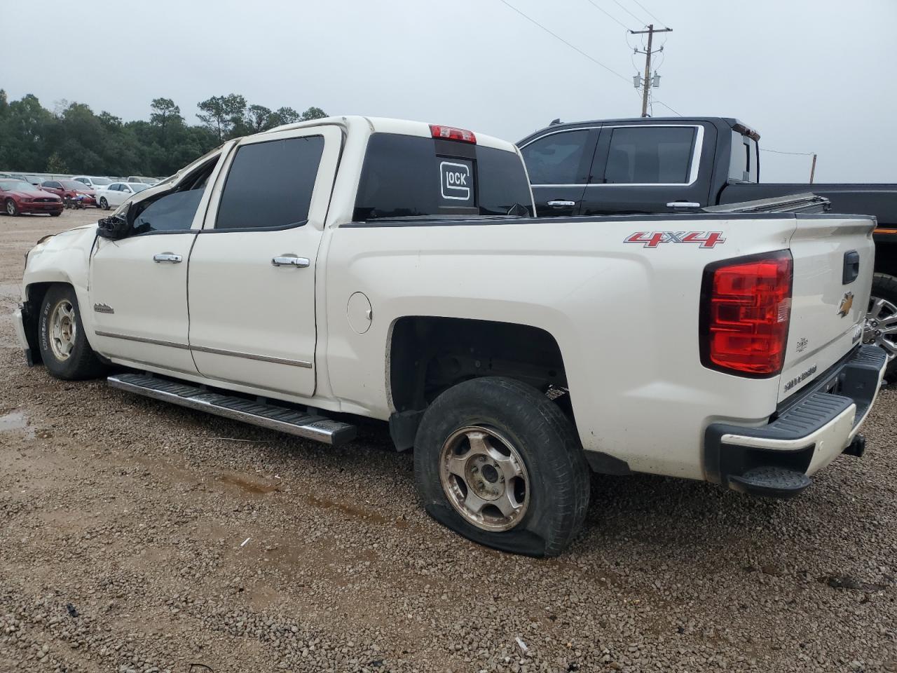 2014 Chevrolet Silverado K1500 High Country - Фото 2