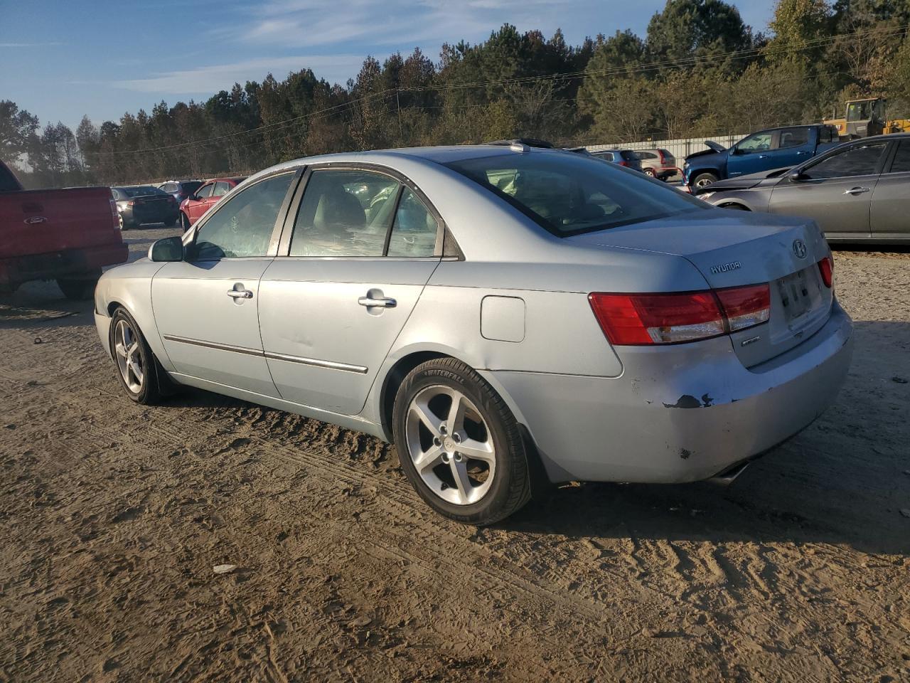2008 Hyundai Sonata Se - Image 2