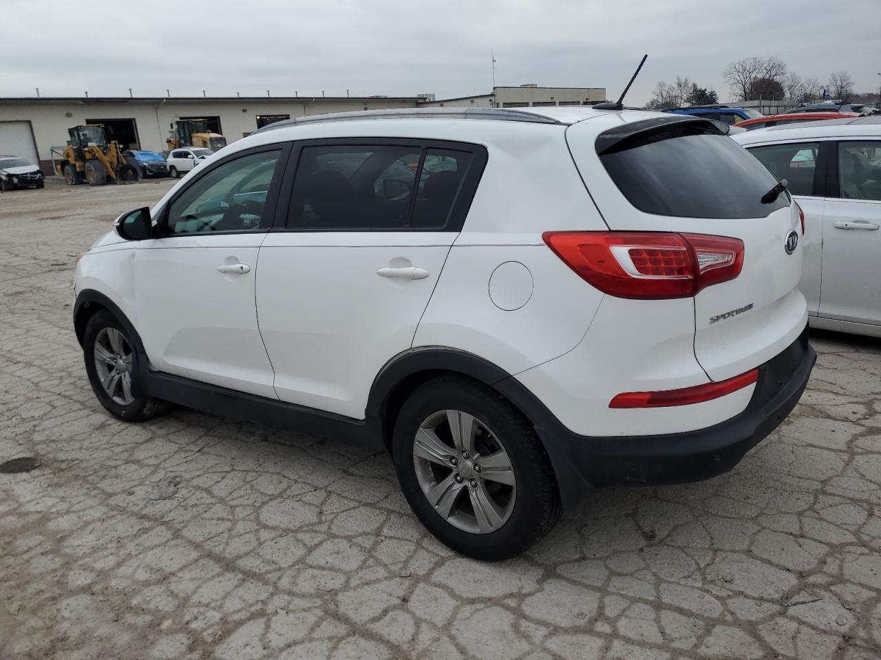 2011 Kia Sportage Lx - Image 2