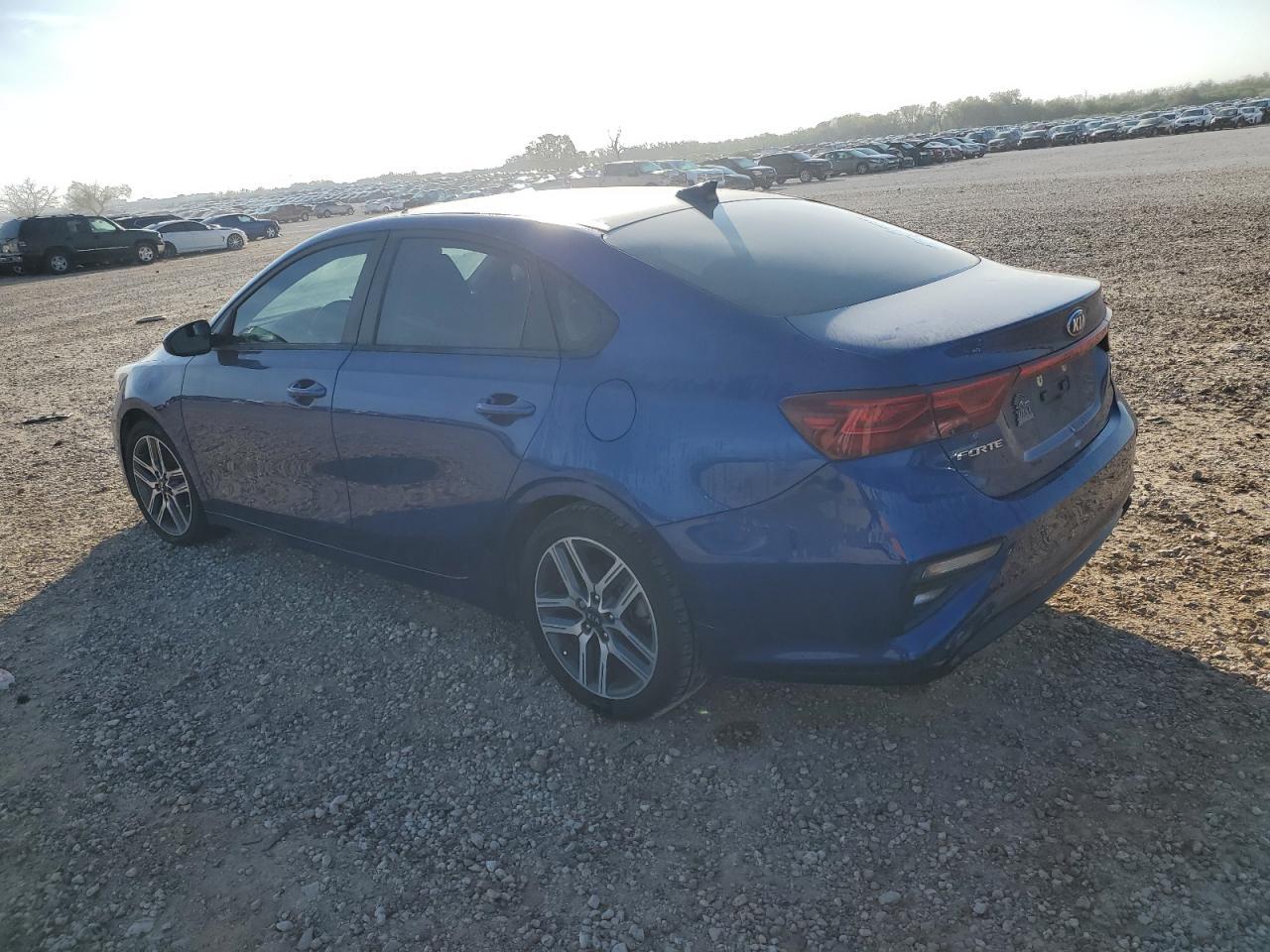 2019 Kia Forte Gt Line - Фото 2