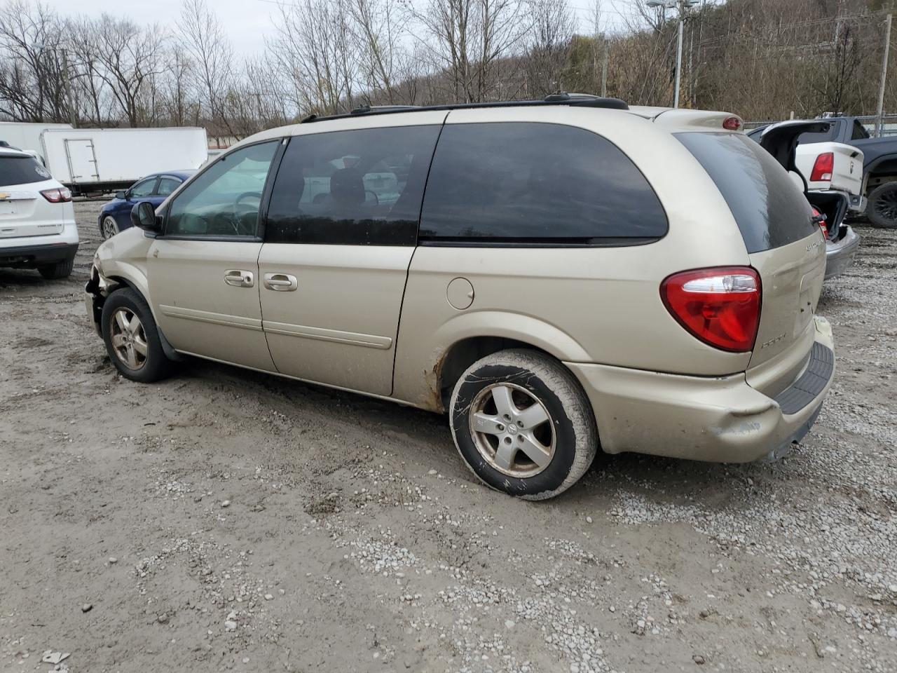 2005 Dodge Grand Caravan Sxt - Фото 2