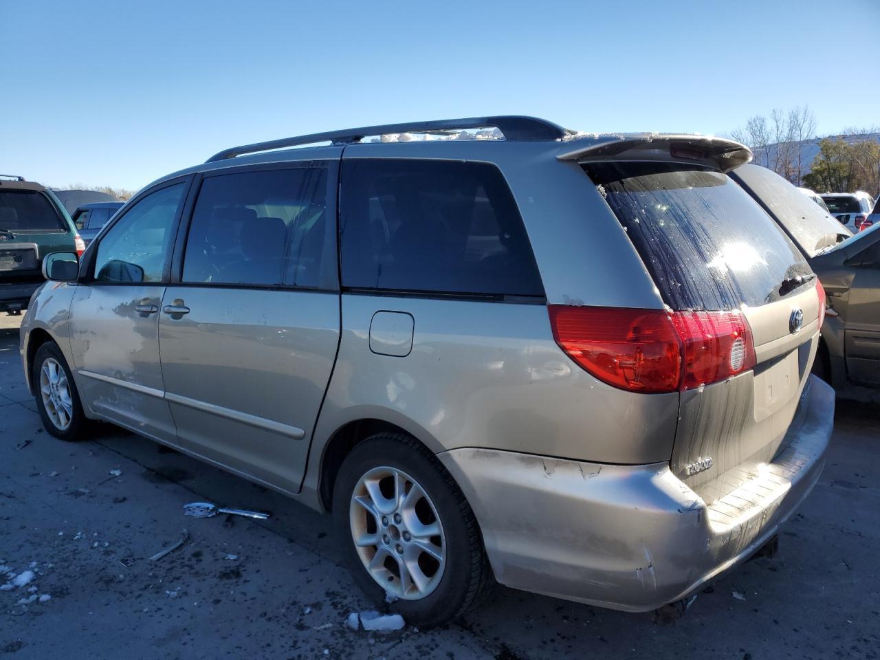 2006 Toyota Sienna Xle - Фото 2