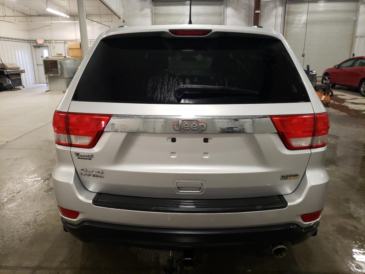 2012 Jeep Grand Cherokee Laredo - Фото 6