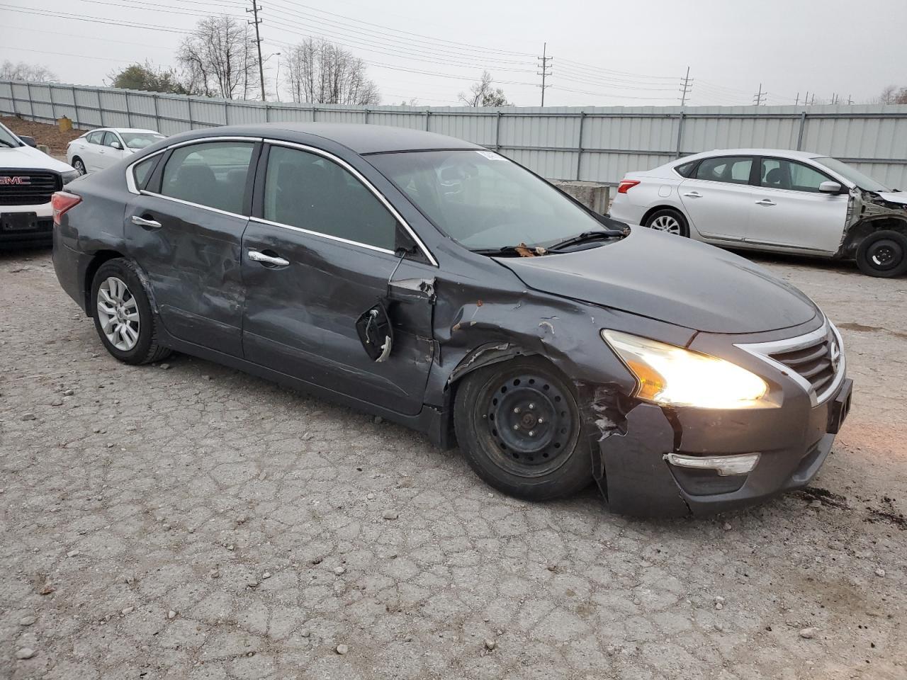 2013 Nissan Altima 2.5 - Фото 4