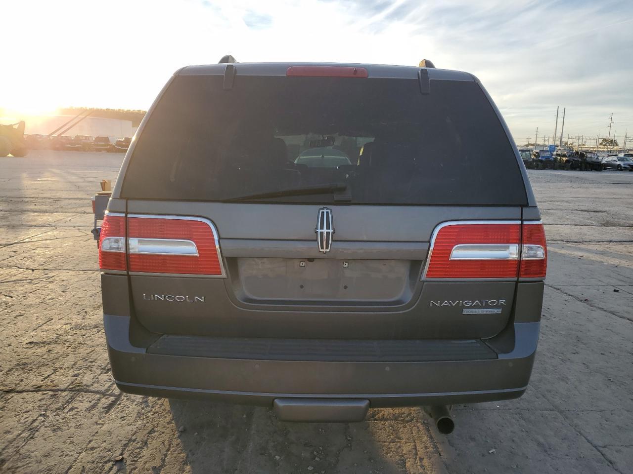 2012 Lincoln Navigator - Фото 6