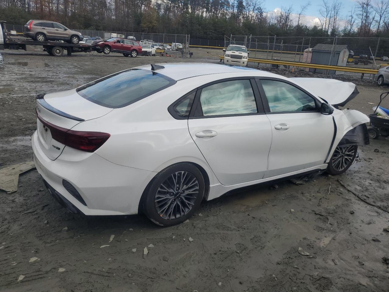 2023 Kia Forte Gt Line - Image 3