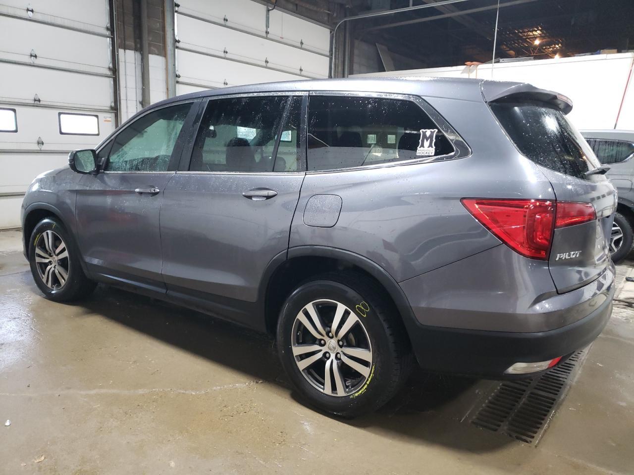 2016 Honda Pilot Exln - Image 2