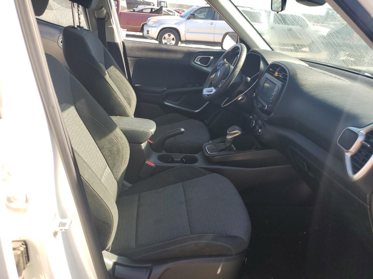 2020 Kia Soul Lx - Image 7