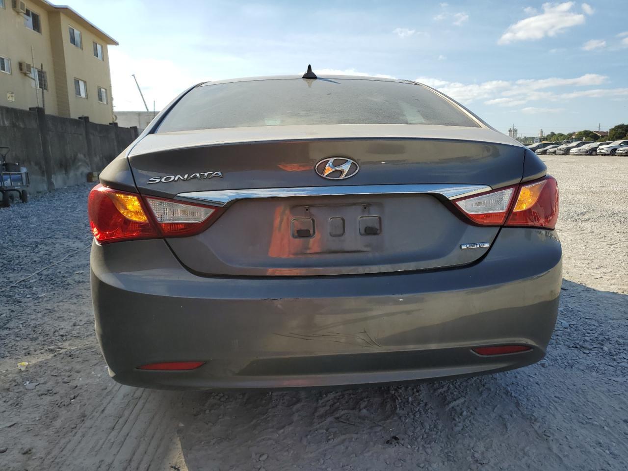 2013 Hyundai Sonata Se - Image 6