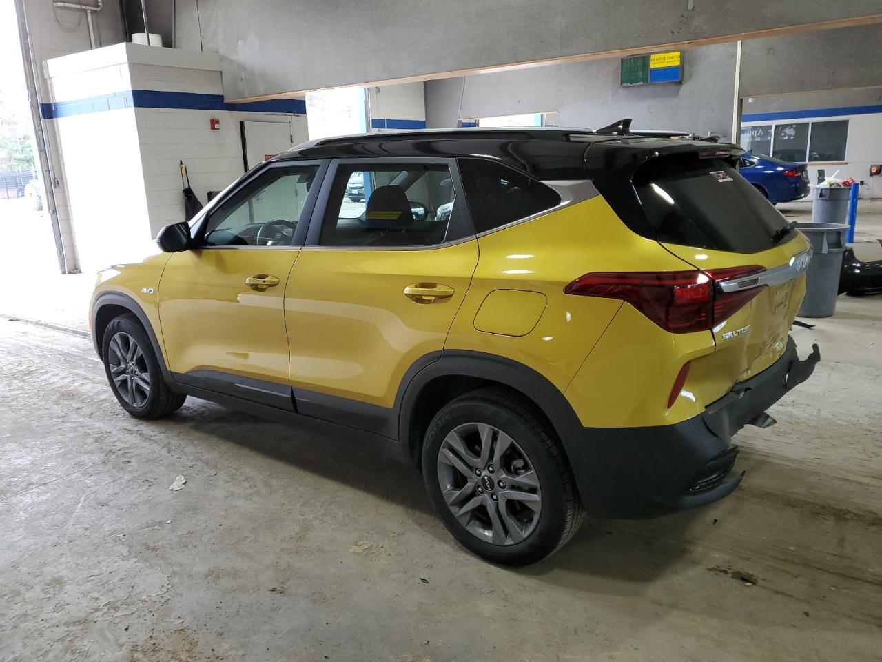 2022 Kia Seltos S - Image 2