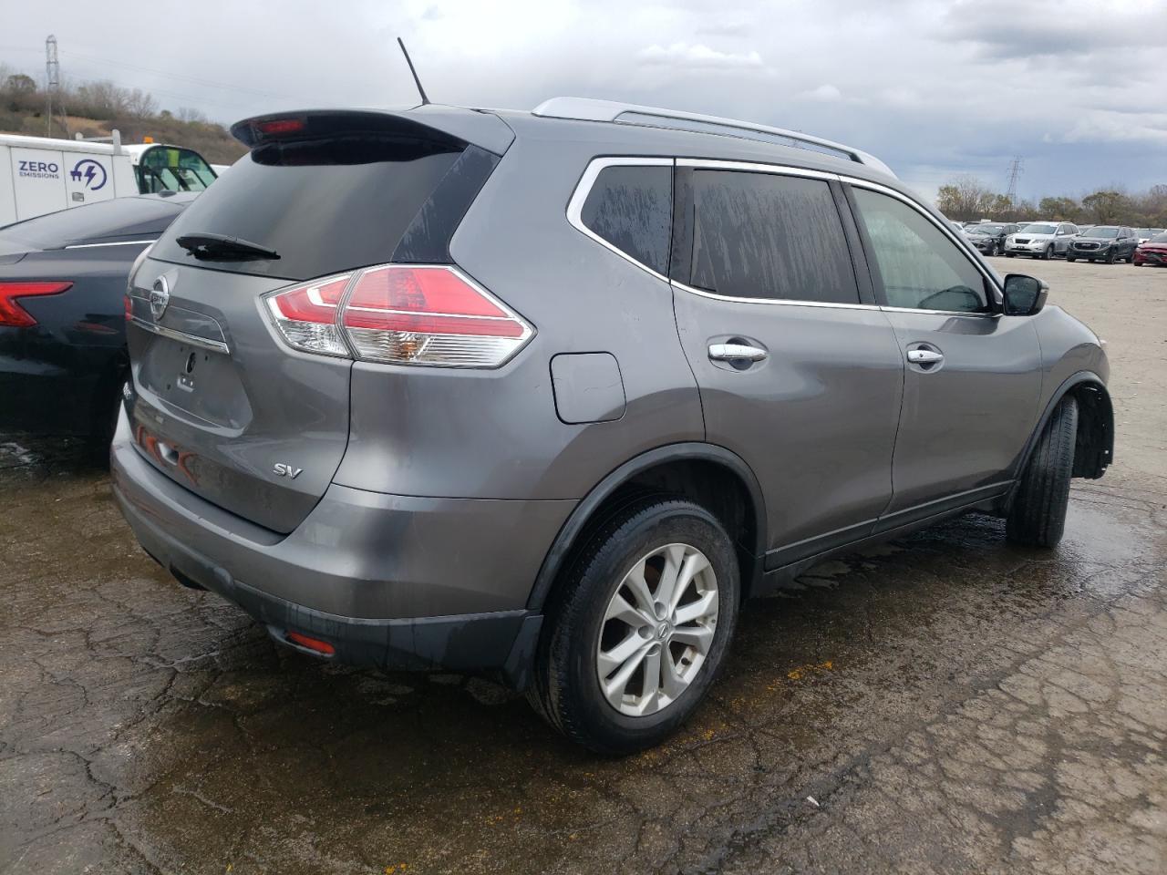 2016 Nissan Rogue S - Фото 3