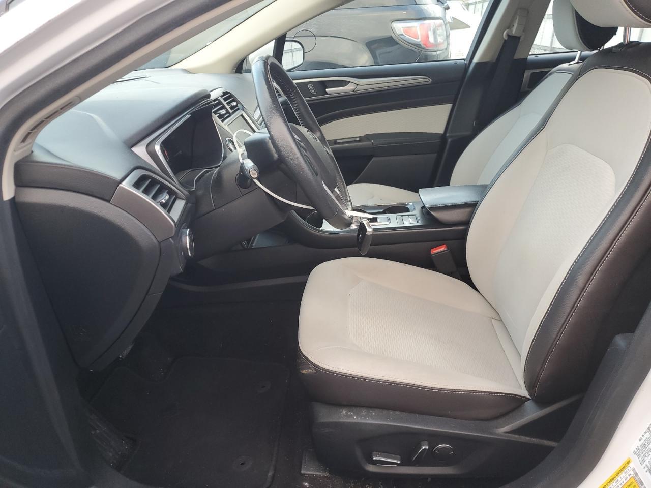 2020 Ford Fusion Se - Image 7