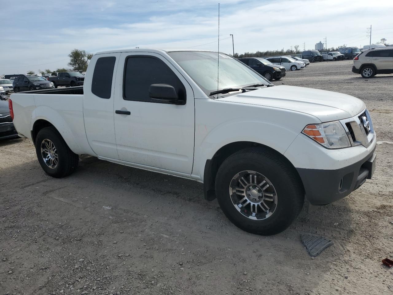 2021 Nissan Frontier S - Image 4