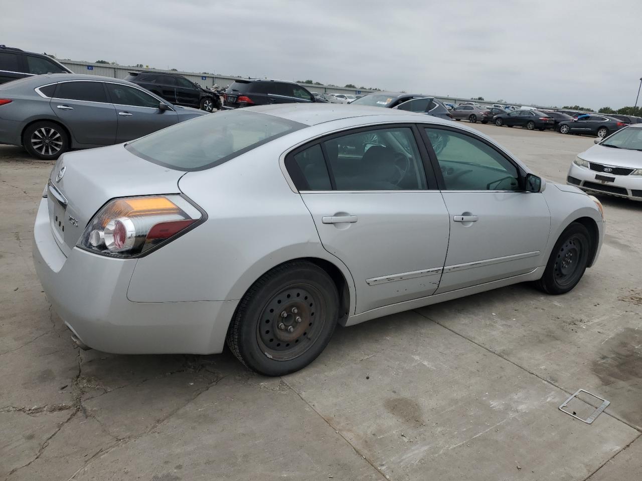 2012 Nissan Altima Base - Фото 3